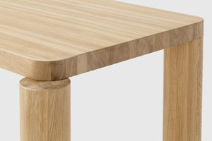 Image: uploads/2018_09/Resident_Offset_Dining_Table_by_Philippe_Malouin-3.jpg