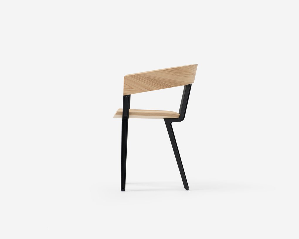 Image: uploads/2017_03/Resident-Odin-Chair-by-Jamie-Mclellan-1.jpg