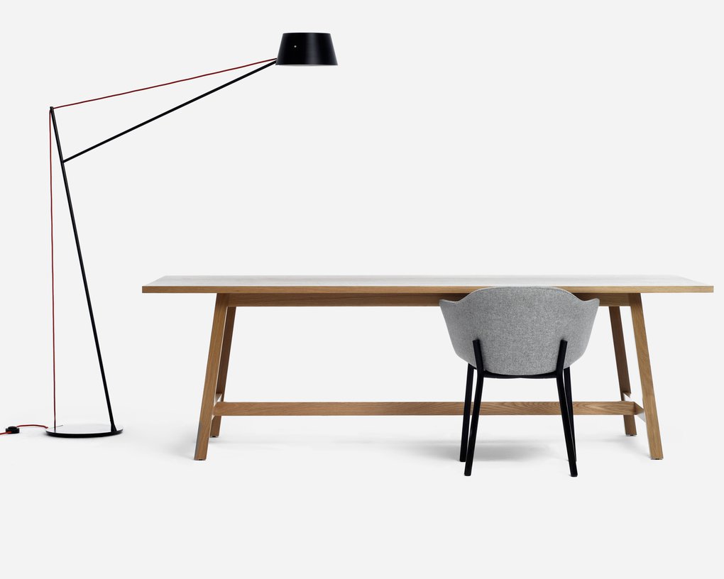 Image: uploads/2017_03/Resident-Spar-floor-light-Hawk-table-_-Felix-chair.jpg