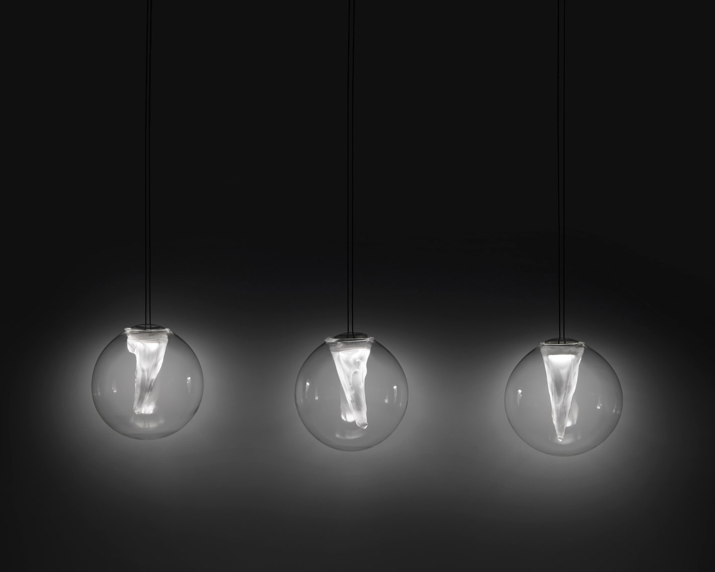 Image: uploads/2017_03/Resident-Torchon-Pendant-by-Cheshire-Architects-1.jpg