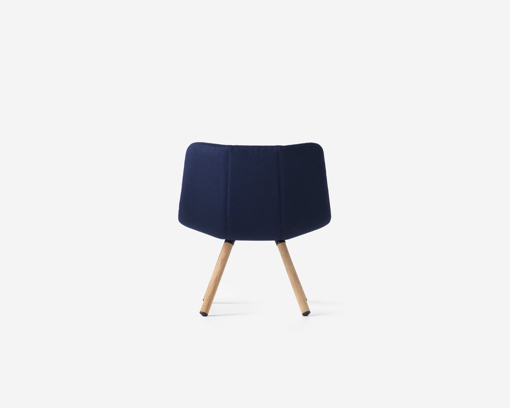 Image: uploads/2017_03/Resident-Volley-Four-Leg-Chair-by-Jamie-Mclellan-3.jpg