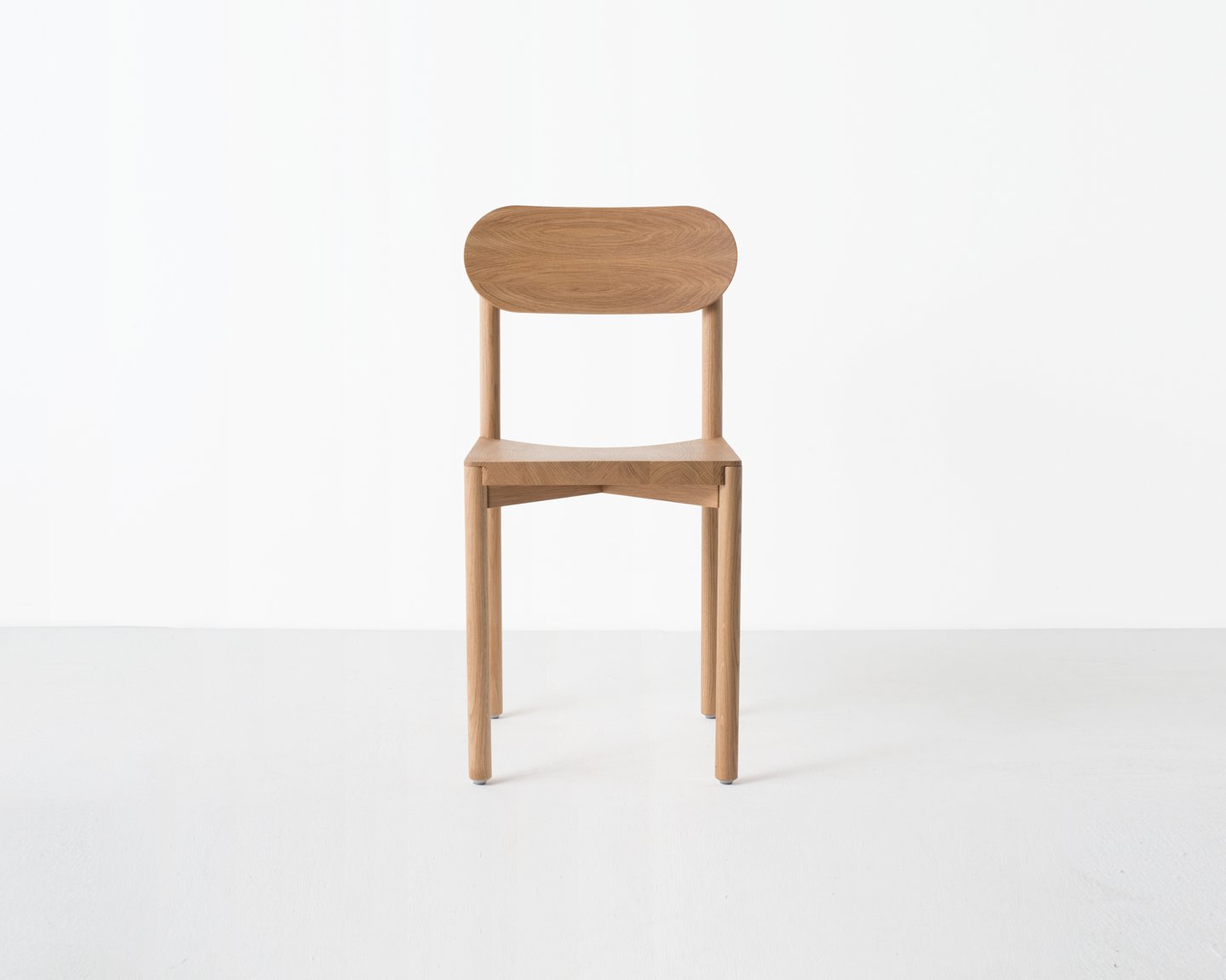 Image: uploads/2017_03/Resident-studio-chair-by-Jason-Whiteley-6.jpg
