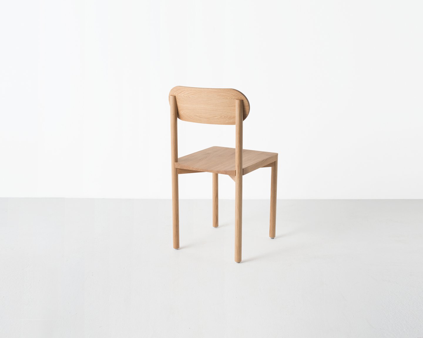 Image: uploads/2017_03/Resident-studio-chair-by-Jason-Whiteley-8.jpg