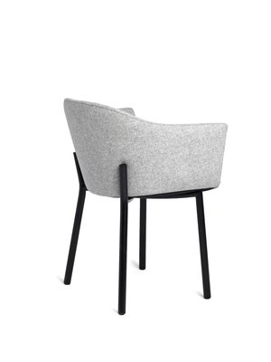 Image: uploads/2017_03/Resident_Felix_chair_by_Simon_James_1.jpg