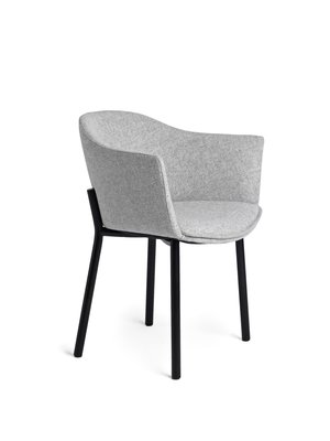 Image: uploads/2017_03/Resident_Felix_chair_by_Simon_James_2.jpg