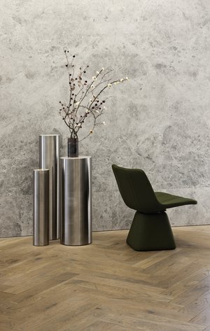 Image: uploads/2017_03/Resident_Volley_Chair_by_Jamie_McLellan-11_woXOnxT.jpg