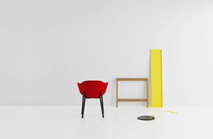 Image: uploads/2017_03/Resident_brand_shot_5.jpg