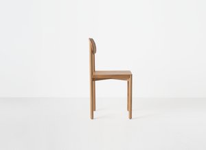 Image: uploads/2017_03/Resident_studio_chair_by_Jason_Whiteley-5.jpg