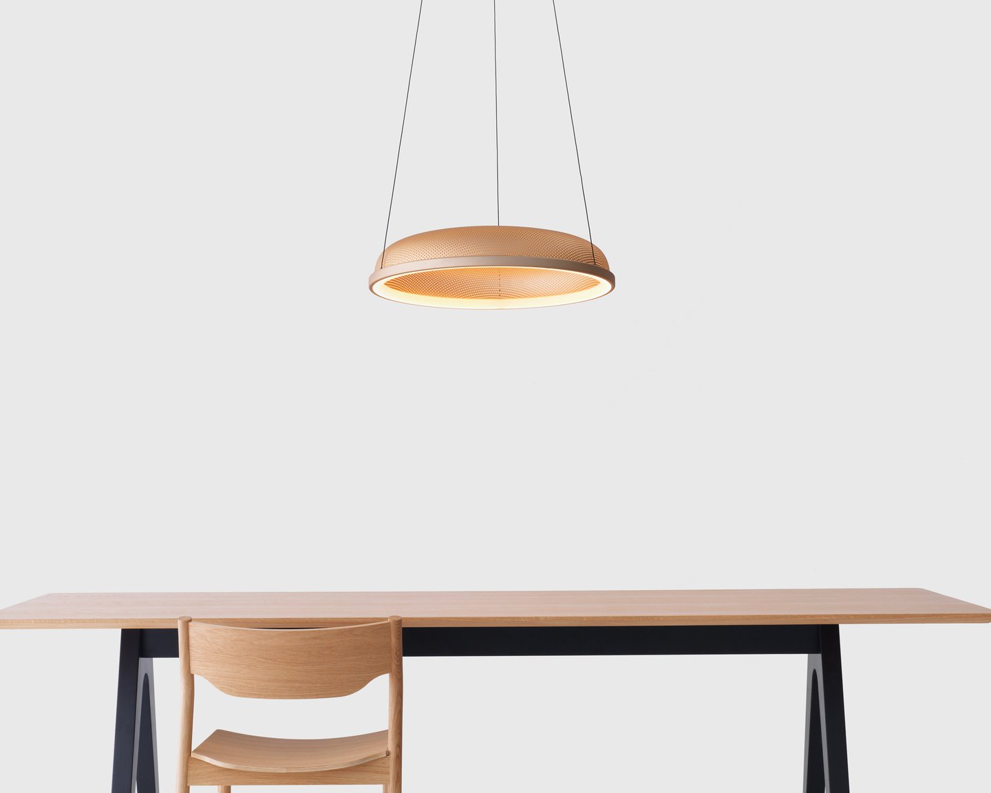 Image: uploads/2017_12/Resident-Mesh-Pendant-by-Flynn-Talbot-2.jpg
