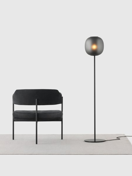 Bloom Floor Light (Black)