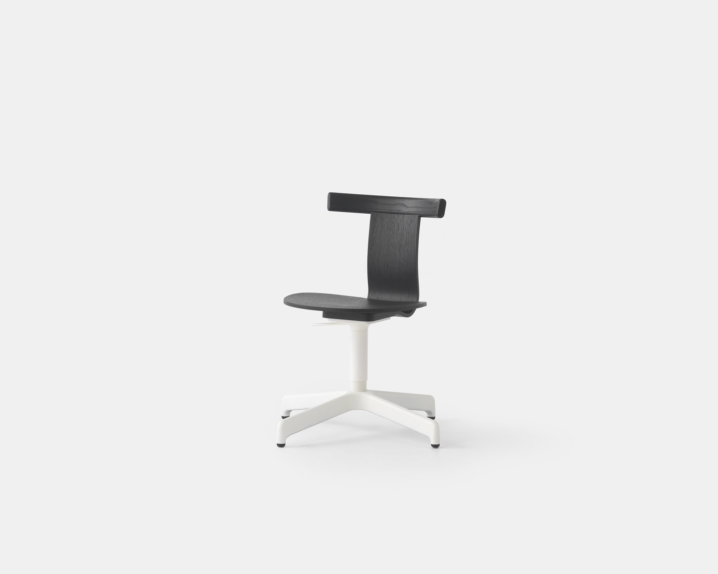 Image: uploads/2020_05/Jiro-blk-white_base.jpg