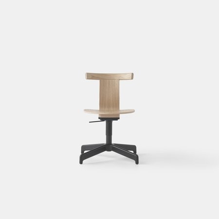 Jiro Swivel Chair (Nat Oak Blk Base)