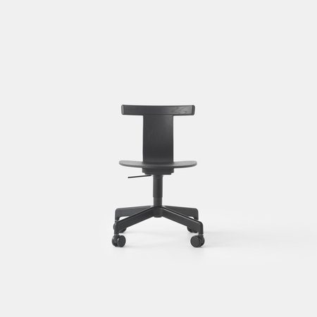 Jiro Swivel Chair (Blk Oak Blk Base Casters)
