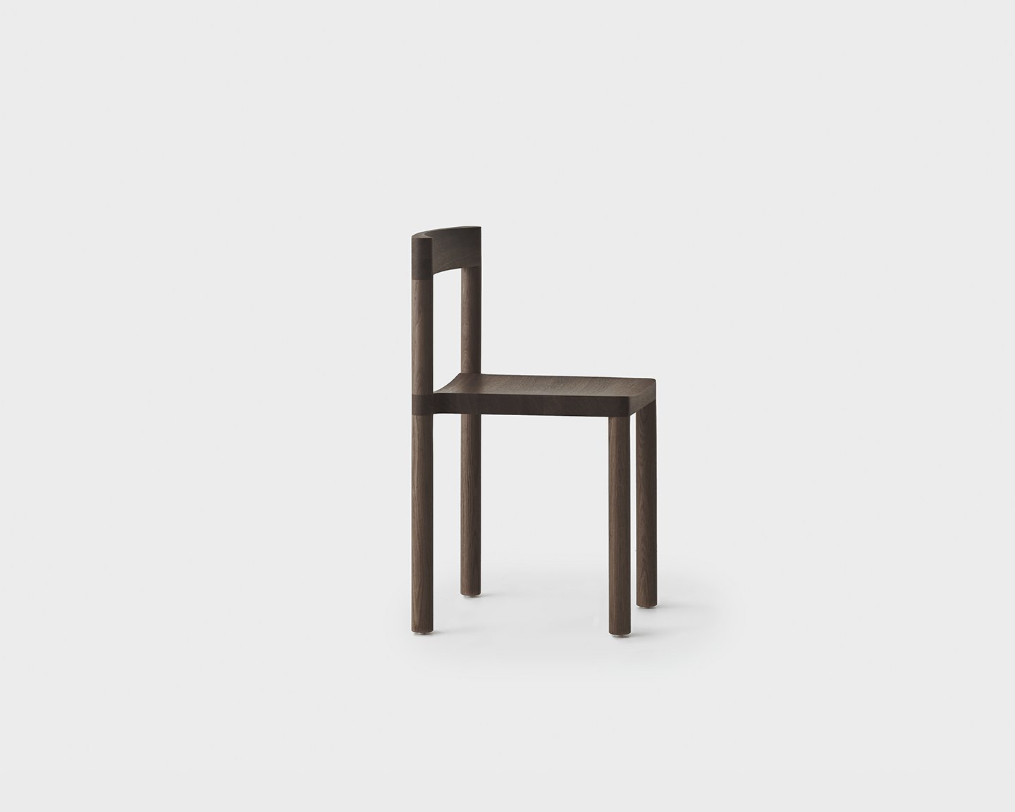 Image: uploads/2021_11/pier_chair_slideshow.jpg