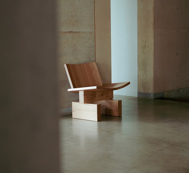 Resident introduces the Plane Lounge Chair