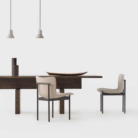 Cadre Chair