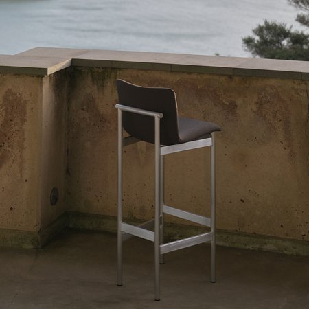 Cadre Stool