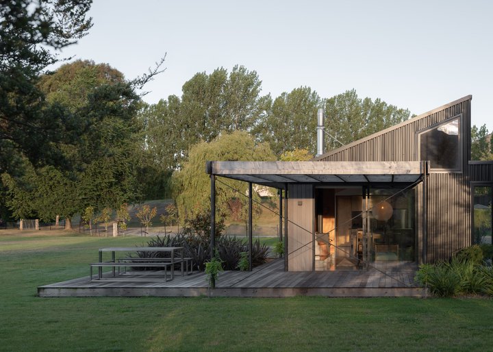 Image: uploads/2026_04/resident-mtbarkerhouse-6197.jpg